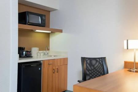 SpringHill Suites by Marriott - 41