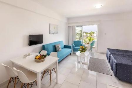 Papantonia Apts - 62