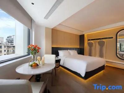 z.s. Inn - 54