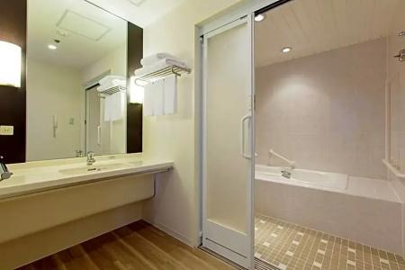 DoubleTree by Hilton Naha Shuri Castle - 59
