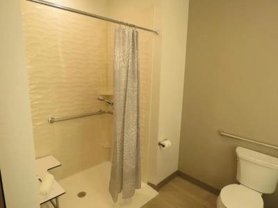 Wyndham Garden - 13