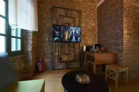 Athenian Residences - 168