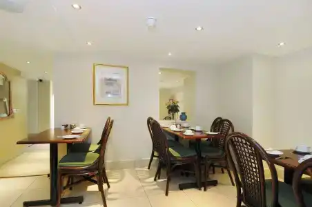 The Castleton - 15