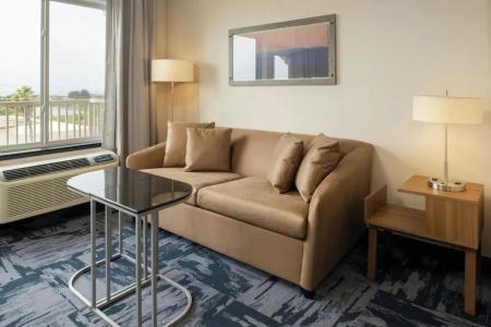 Fairfield Inn & Suites by Marriott - 43