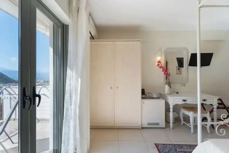 Aerinon Guesthouse - 37