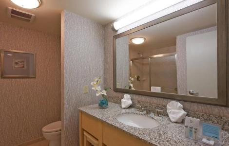 Hampton Inn & Suites by Hilton Miami Downtown/Brickell - 7