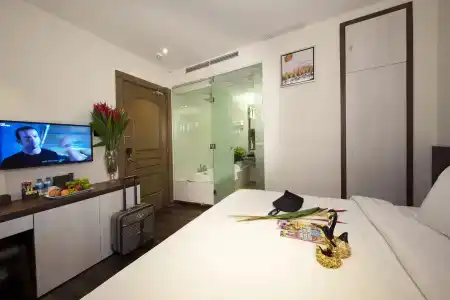 Blue Diamond Luxury - 2
