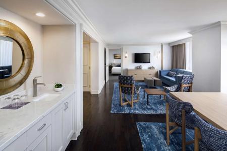 Hyatt Regency - 79