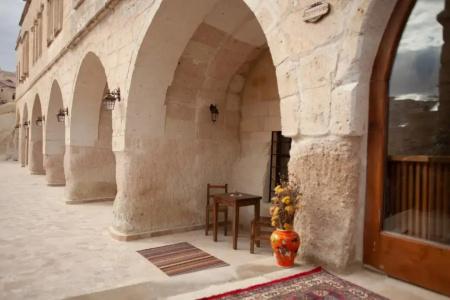 Narcissos Cave - 11