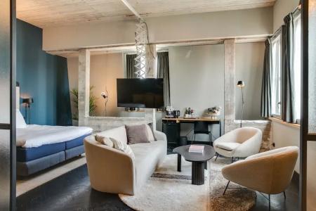 The Duke Boutique - 147