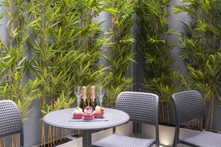 Eccleston Square - 25