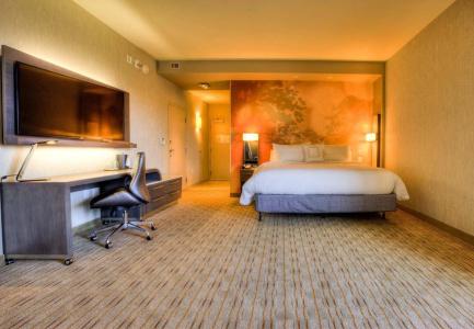 Courtyard by Marriott - 5