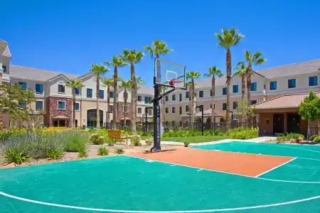 Staybridge Suites, an IHG - 15