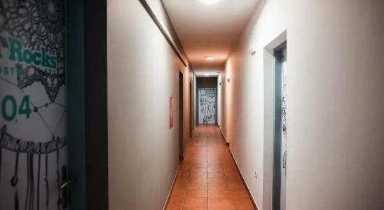 Moon Rocks Hostel - 12