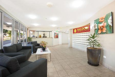 Waldorf Serviced - 1