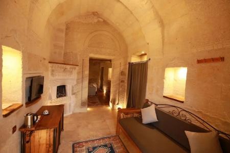 Sarnich Cave Suites - 5