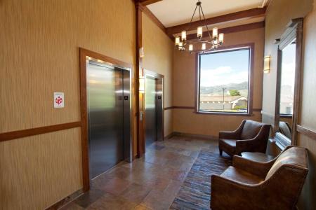 Best Western Plus Grantree Inn - 17