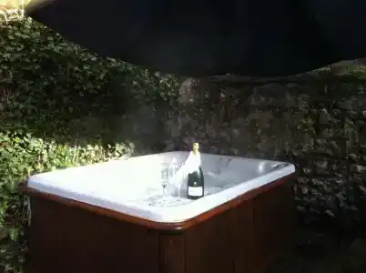 Sea Spray - 100
