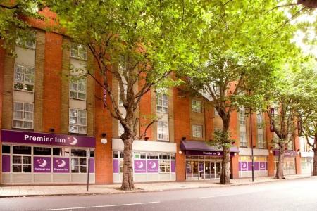 Premier Inn Tower Bridge - 30
