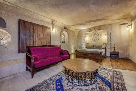 Castle Cave - 34