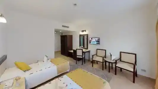 Falcon Naama Star - 35