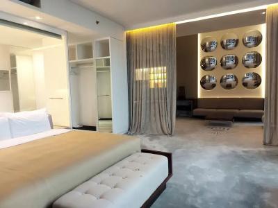 Kemang Icon - 42