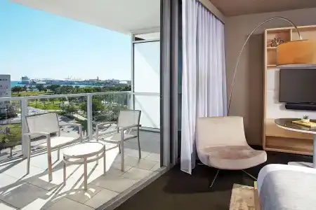 The Gabriel Miami Downtown, Curio Collection by Hilton - 6