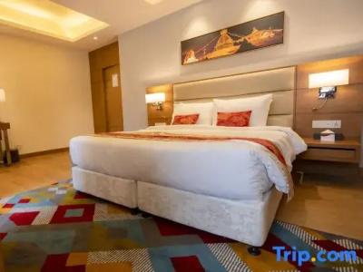 Ramada Encore by Wyndham Thamel - 25