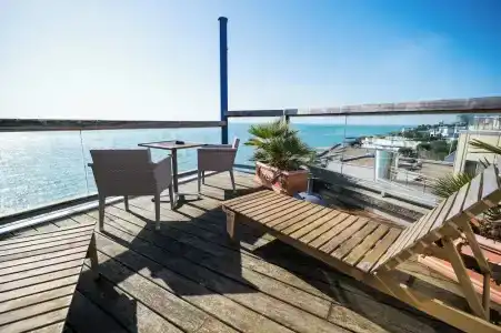 La Petite Rade Hôtel - 76