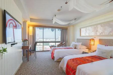 Ploy Palace - 29