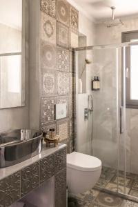 Blue Carpet Luxury Suites - 213