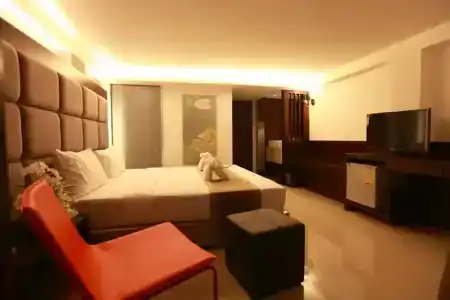 The Bangkok Major Suite - 24