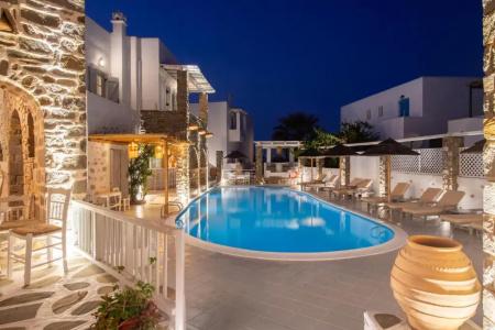 Zefi & Suites - 208