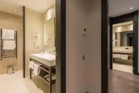 Duparc Contemporary Suites - 36