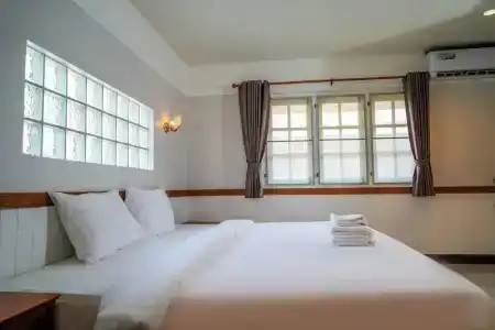 Lunarhut Resort - 108