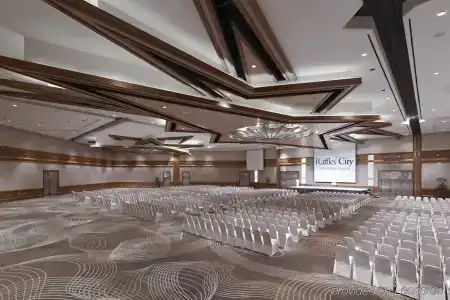 Swissotel The Stamford - 19