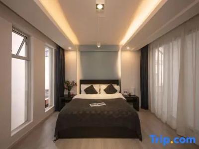 Pure Comfort Inn - 111