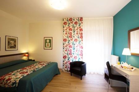 Marbela & Suites - 31