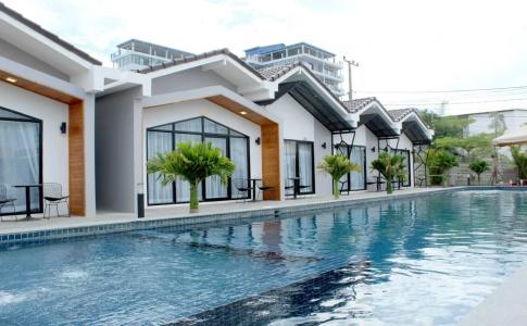 Sandy Clay Bungalows - 14
