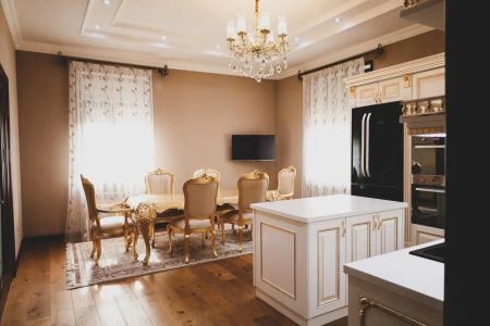 Royal Residence - 179