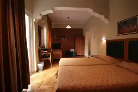 Adam's - 6