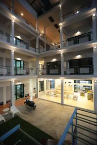 Good Dream (Khun Ying House) - 1