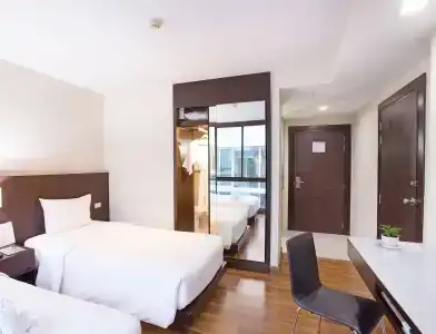 Mida Ngamwongwan - Sha Plus - 30