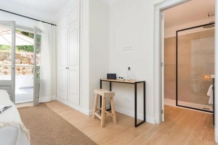 Boutique Hostal Oriola - 54