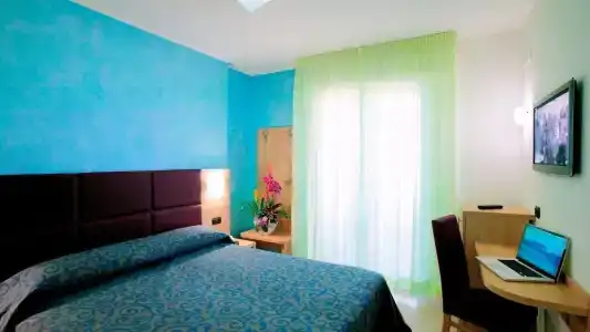 Levante - 27