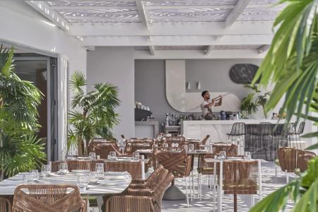 Kouros & Suites - 15