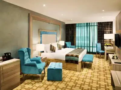 Sapphire Plaza - 30