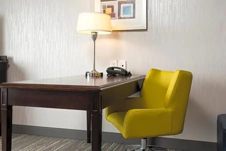 Hampton Inn & Suites by Hilton - 36