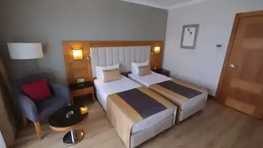 Imperial Sunland - 26
