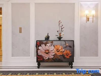 Nanjing Grand - 63
